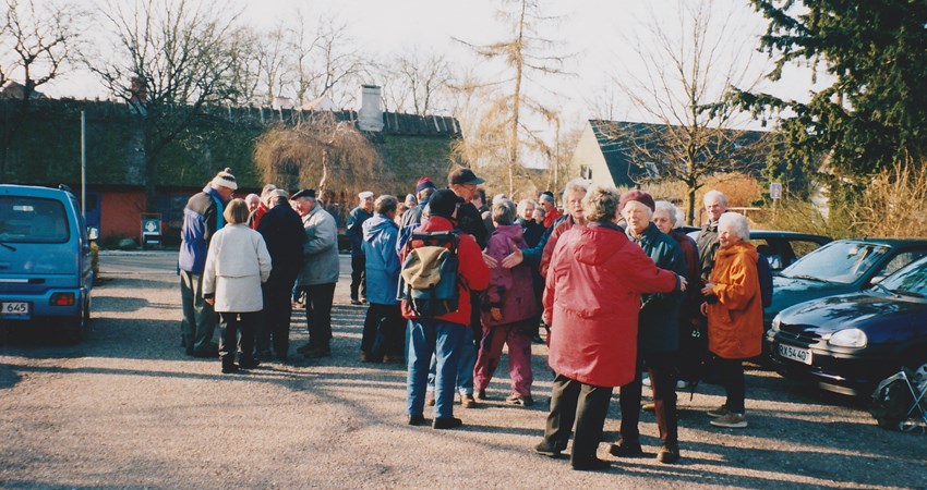 10 Brøndbyvester kirkeplads.jpg